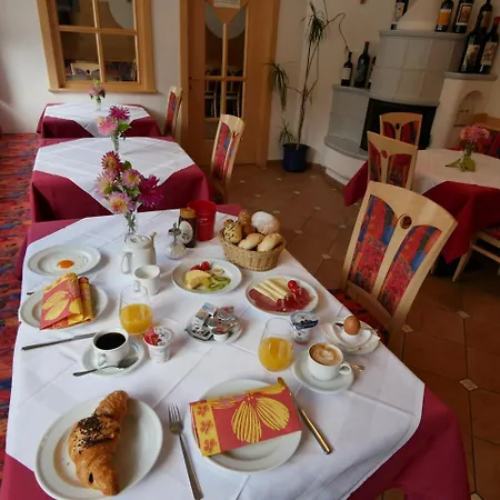Appartmenthotel Elvis 2*