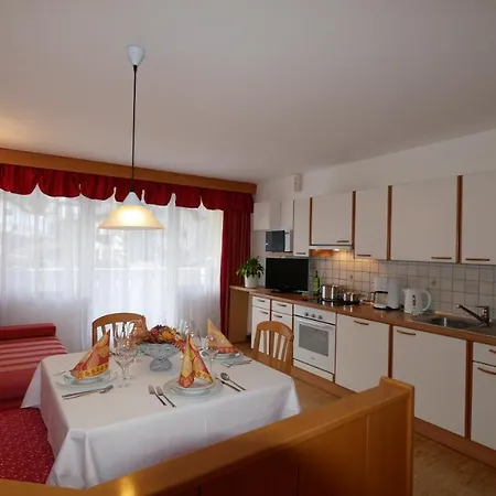 Hotel Appartmenthotel Elvis Ortisei
